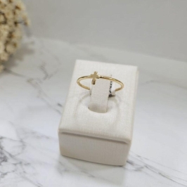ANEL COM CRUCIFIXO PEQUENO BANHADO A OURO 18K