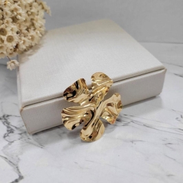 Pingente trevo rustico banhado a ouro 18k