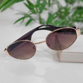 Oculos oval marrom armacao dourada perna grossa marrom