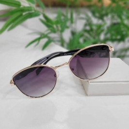 Oculos redondo preto armacao dourada perna preta
