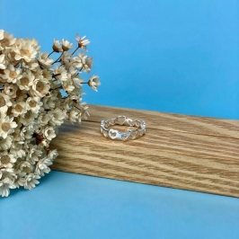 Anel inteiro coracoes vazado  prata 925