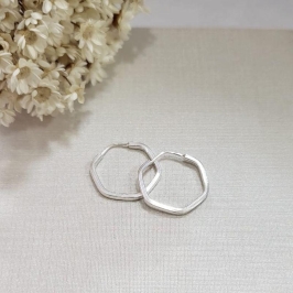 ARGOLA HEXAGONAL 1,8CM