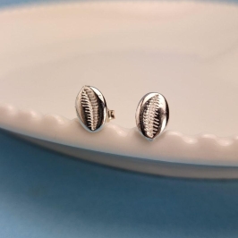 BRINCO DE PRATA 925 BUZIOS PEQUENO