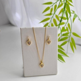 CONJUNTO CORACAO MULTICOLOR CRAVEJADO