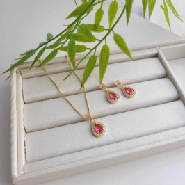 CONJUNTO PEDRA GOTA VERMELHA