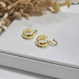 ARGOLA COM DETALHES GANCHO