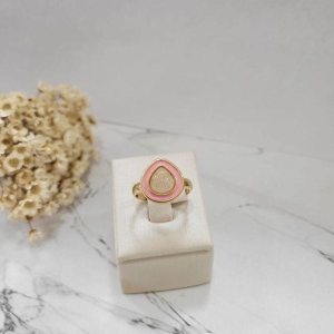 ANEL PEDRA GOTA COM CONTORNO