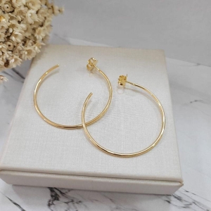 ARGOLA ABERTA BANHADA A OURO 18K