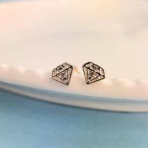 BRINCO DE PRATA 925 DIAMANTE COM TRÊS ZIRCÔNIAS