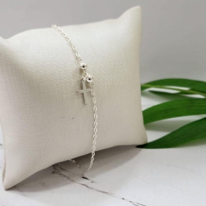 PULSEIRA DE PRATA 925 COM DUAS BOLINHAS E PINGENTE CRUZ TAM20CM