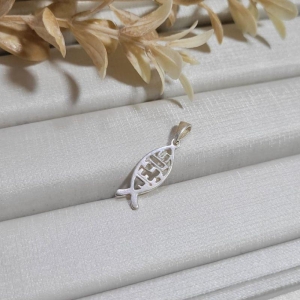 PINGENTE DE PRATA 925 PEIXE COM NOME JESUS