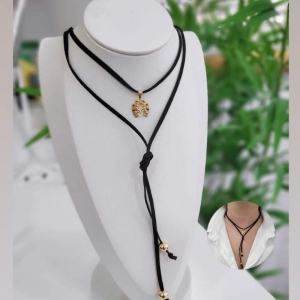 Colar country com Pingente ferradura com casal