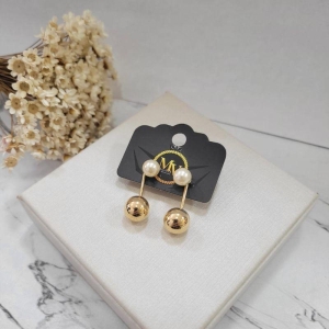 BRINCO LADY BOLA 10MM E PEROLA 6MM BANHADO A OURO 18K