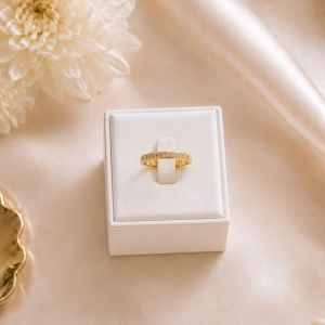 Anel   aparador 14 zirconias  banhado a ouro 18k