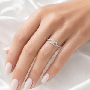 Anel infinito zirconia  prata 925