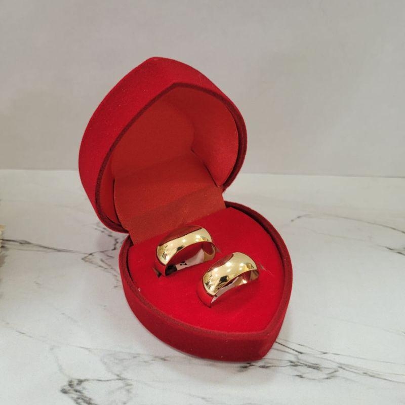 Alianca anatomica lisa grossa banhada a ouro 18k