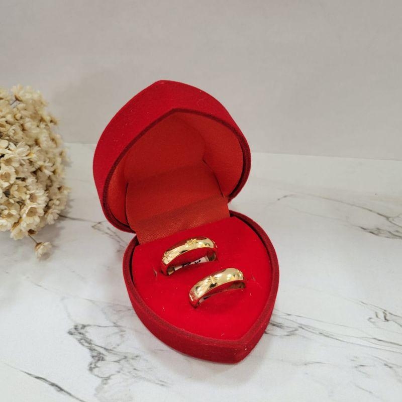 ALIANÇA COM ASTERISCO BANHADO A OURO 18K