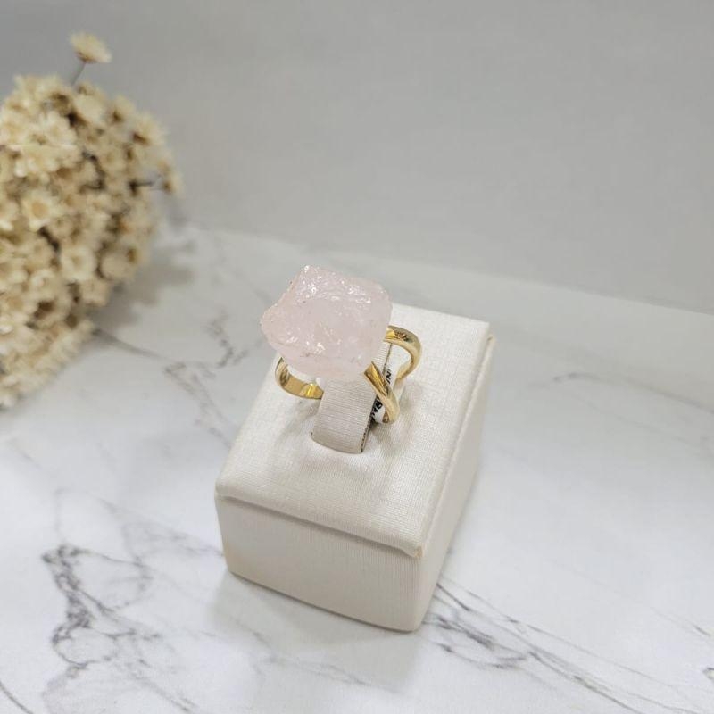 ANEL PEDRA NATURAL BANHADO A OURO 18K
