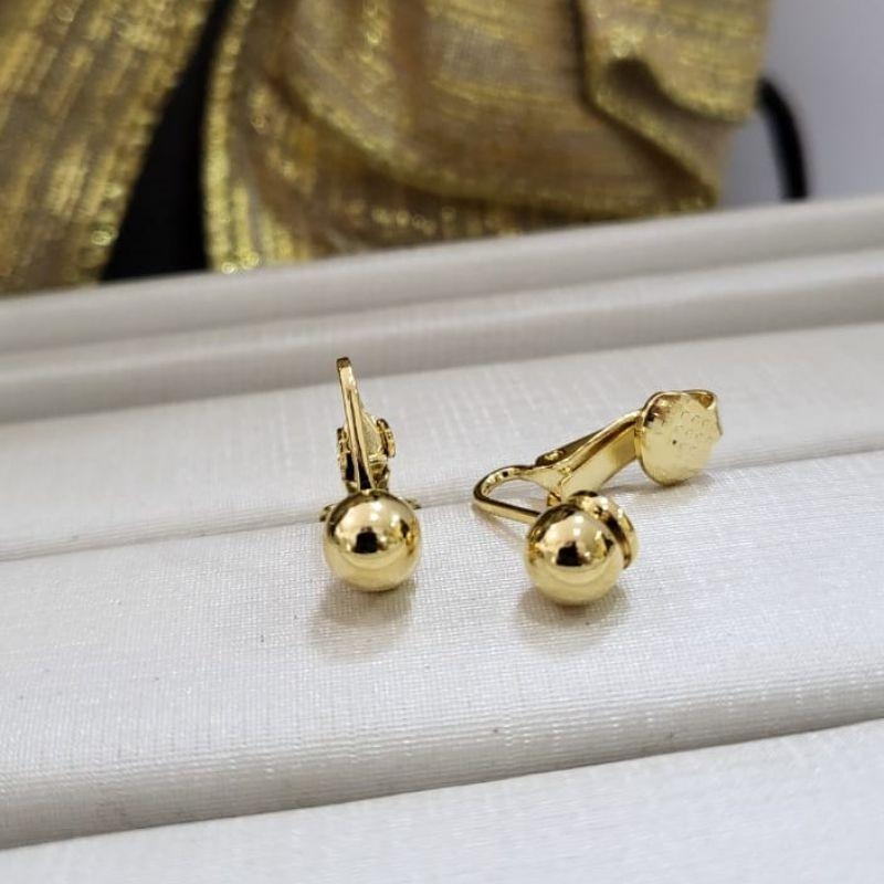 Brinco de pressao bolinha pequena banhado a ouro 18K