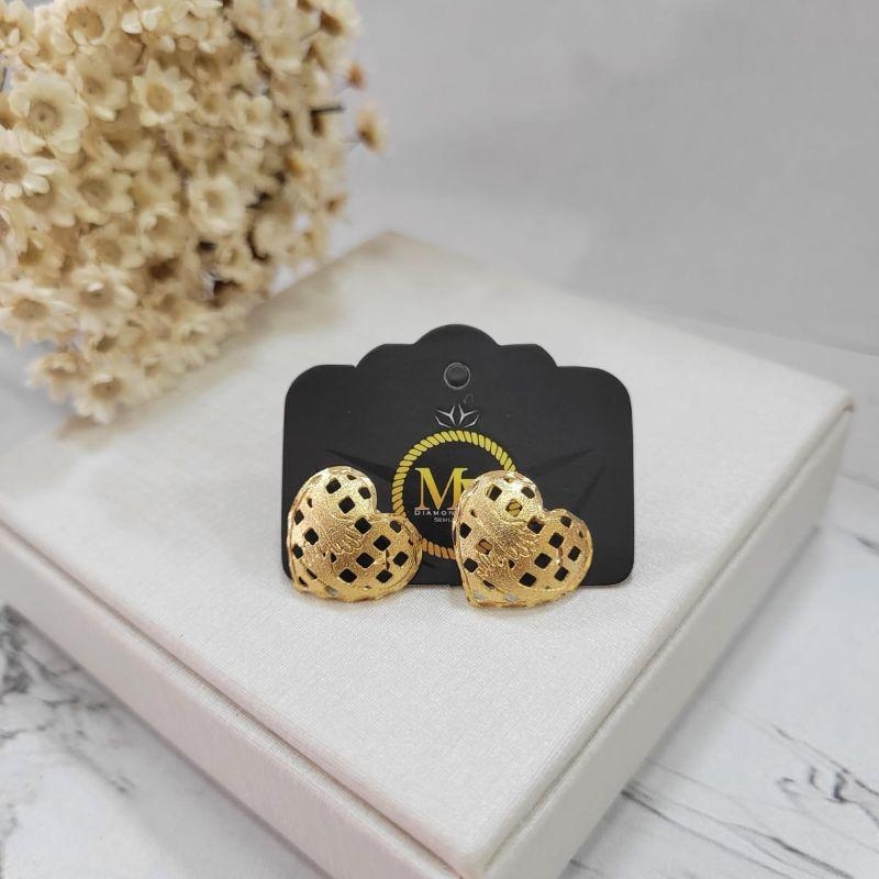 BRINCO OURINHO CORAÇÃO COM ABRAÇO BANHADO A OURO 18K