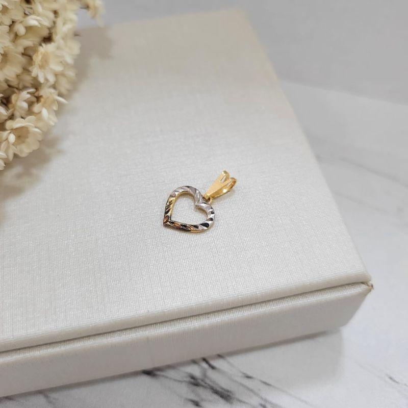 PINGENTE CORAÇÃO RENDADA 3 CORES BANHADO A OURO 18K