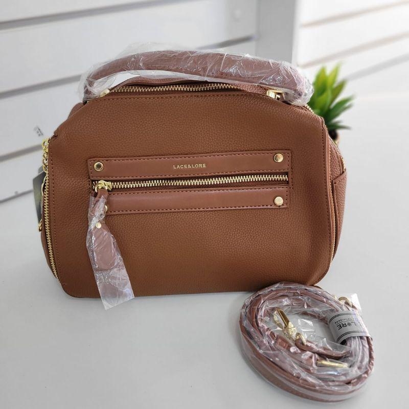 Bolsa feminina lace & lora cor marrom pingente flor HO-20399