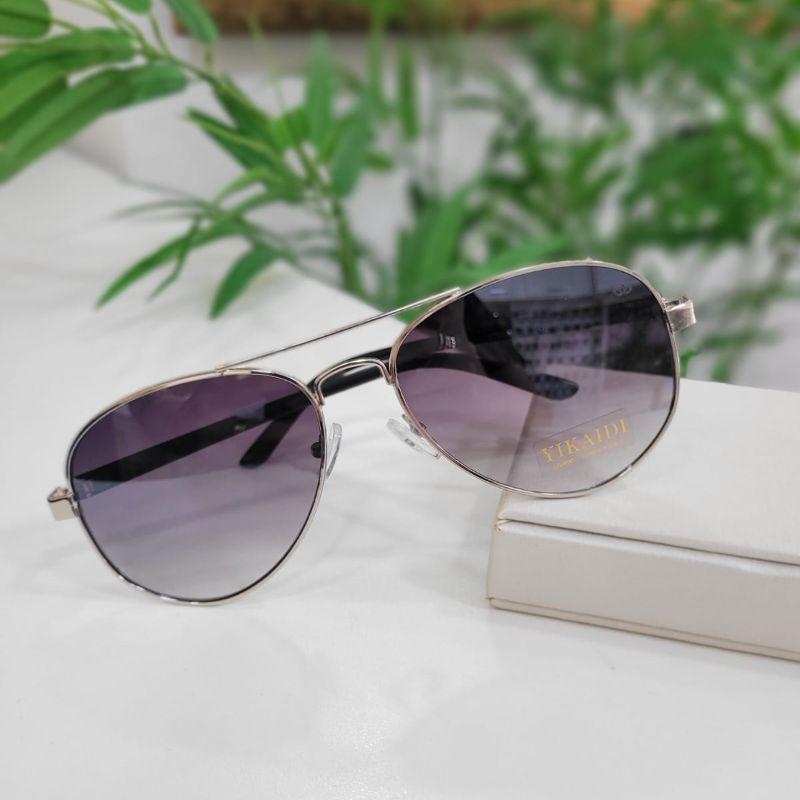 Oculos oval cinza armacao na prata
