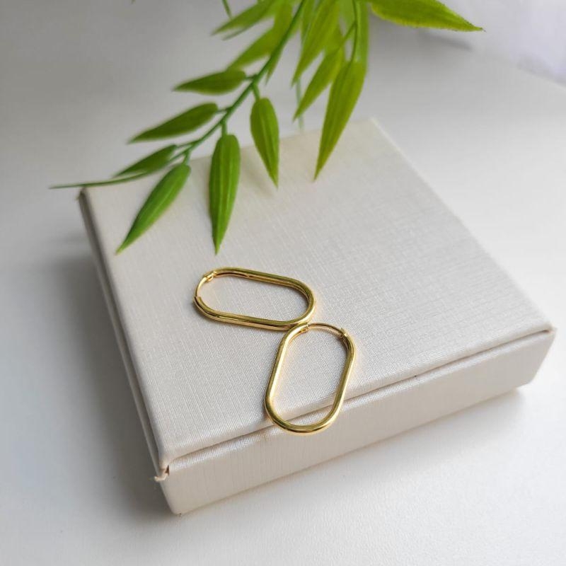 Argola oval M banhado a ouro 18k