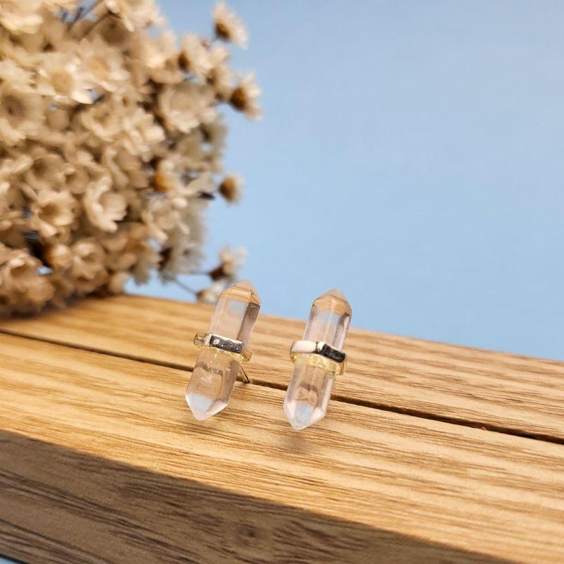 BRINCO DE PRATA 925 PALITO MENOR PEDRA SEXTAVADA CRISTAL