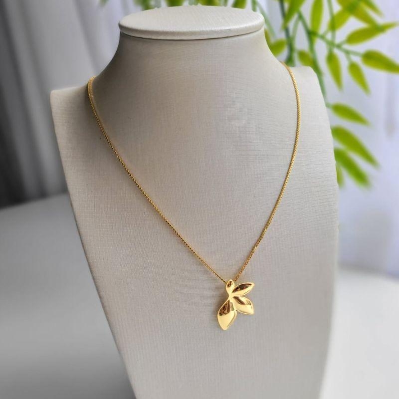 COLAR MEIA FLOR ABAULADA