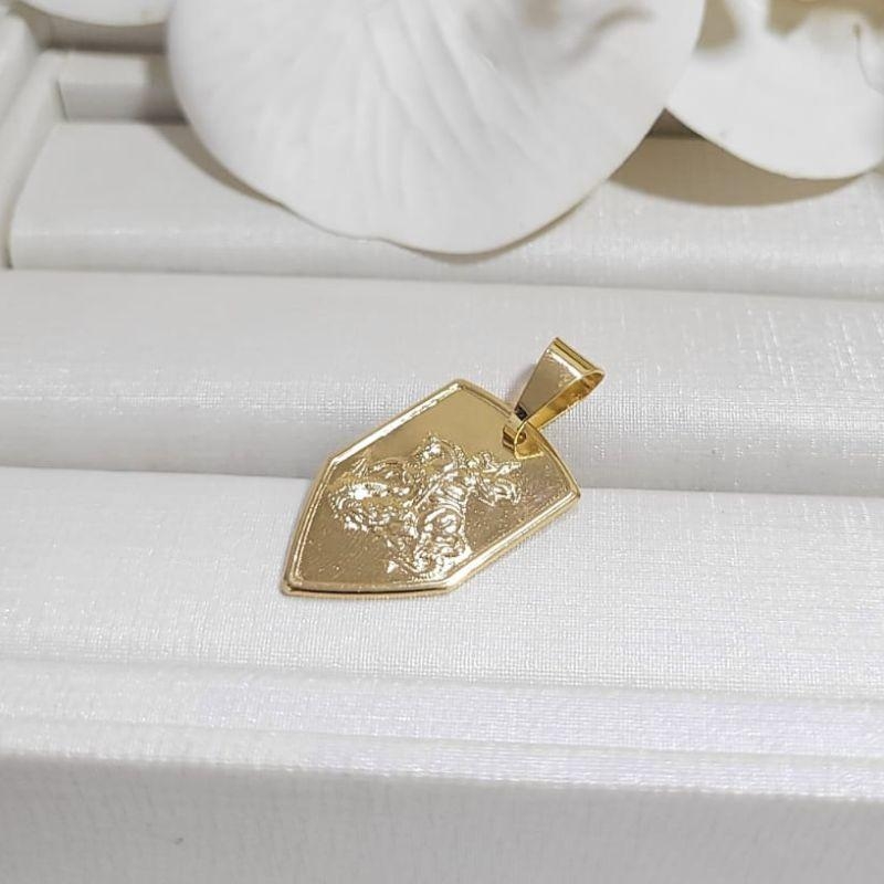 PINGENTE SAO JORGE PLACA ESCUDO BANHADO A OURO 18K