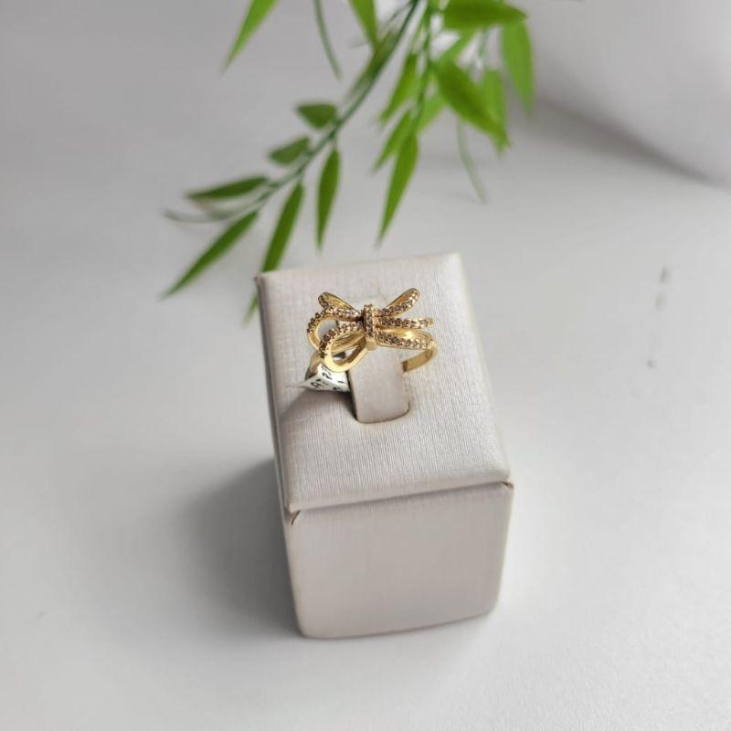 ANEL LAÇO TRIPLO CRAVEJADO BANHADO A OURO 18K