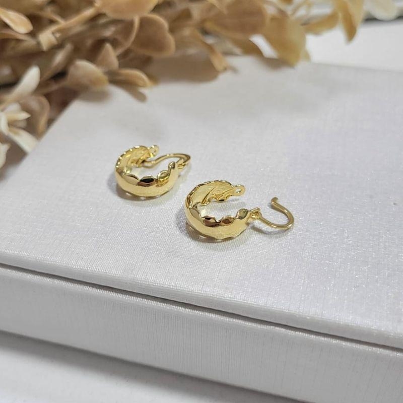 ARGOLA COM DETALHES GANCHO