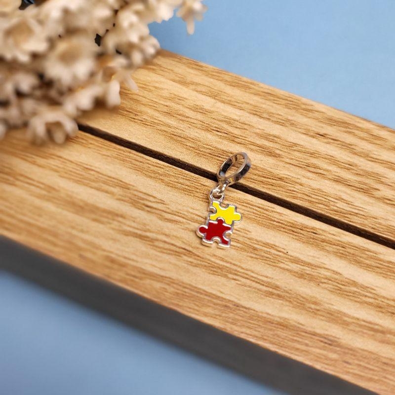 Berloque autismo quebra cabeca  prata 925