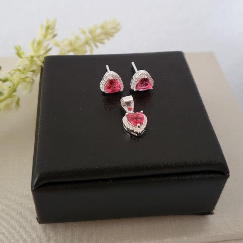 CONJUNTO CORACAO ZIRC PEDRA RUBI PRATA