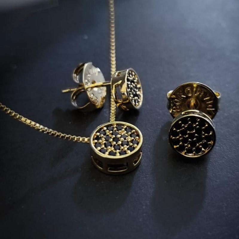 CONJUNTO REDONDINHO CRAVEJADO PRETO BANHADO A OURO 18K TAM45CM