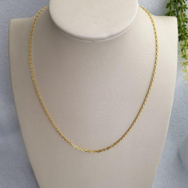 Corrente elo cartie curta banhada a ouro 18k