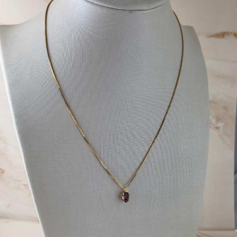 COLAR PEDRA LILAS