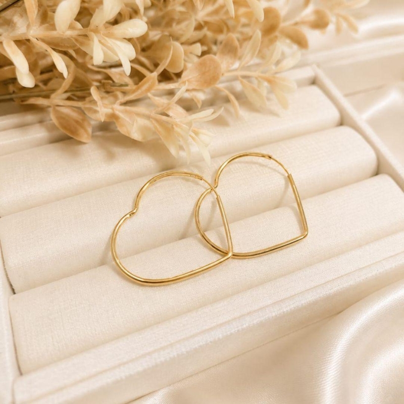 ARGOLA CORAÇÃO FECHADA BANHADO A OURO 18K