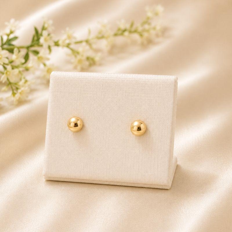 BRINCO BOLINHA BANHADO A OURO 18K