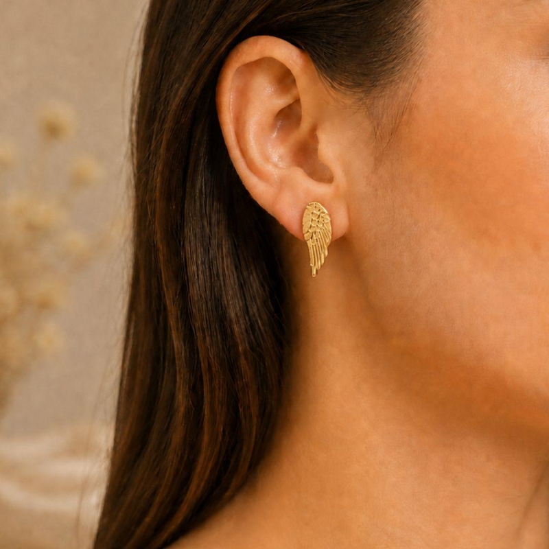BRINCO OURINHO ASA BANHADO A OURO 18K