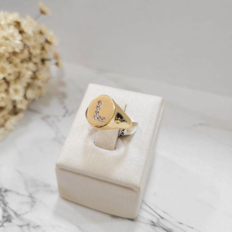ANEL LETRA L COM ZIRCONIA BANHADO A OURO 18K
