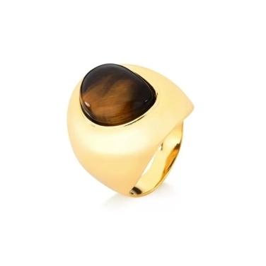 Anel na pedra em formato escudo na cor olho de tigre banhado a ouro 18k
