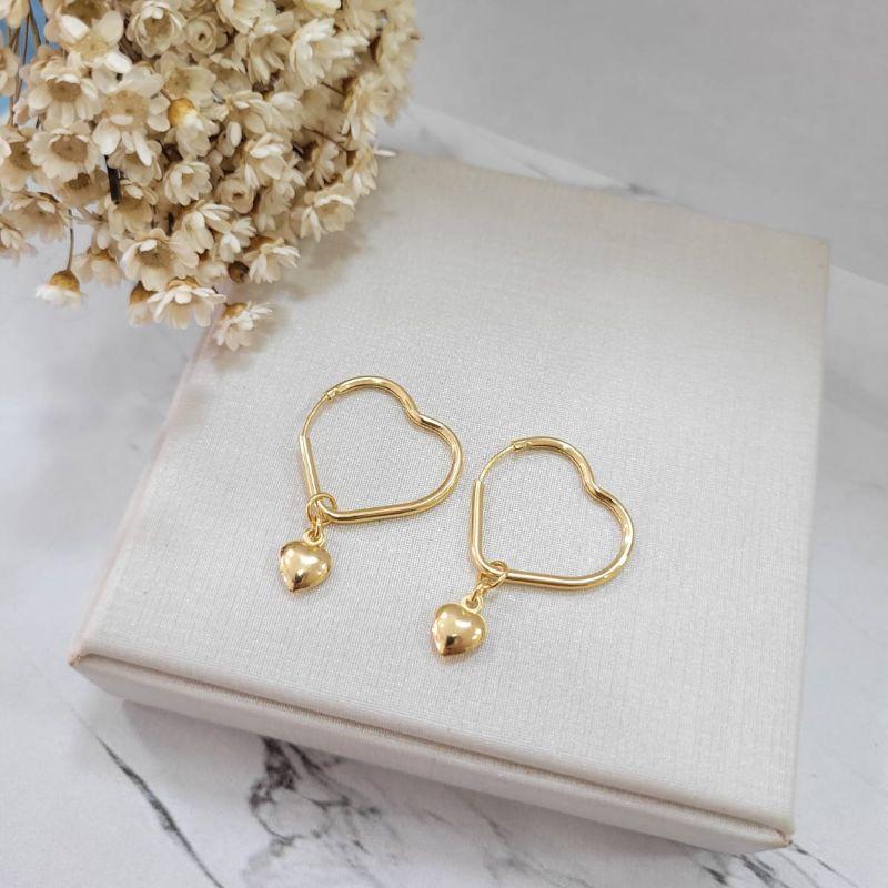 ARGOLA CORACAO COM PINGENTE DE CORACAO CHEIO LISO FIO REDONDO  BANHADO A OURO 18K