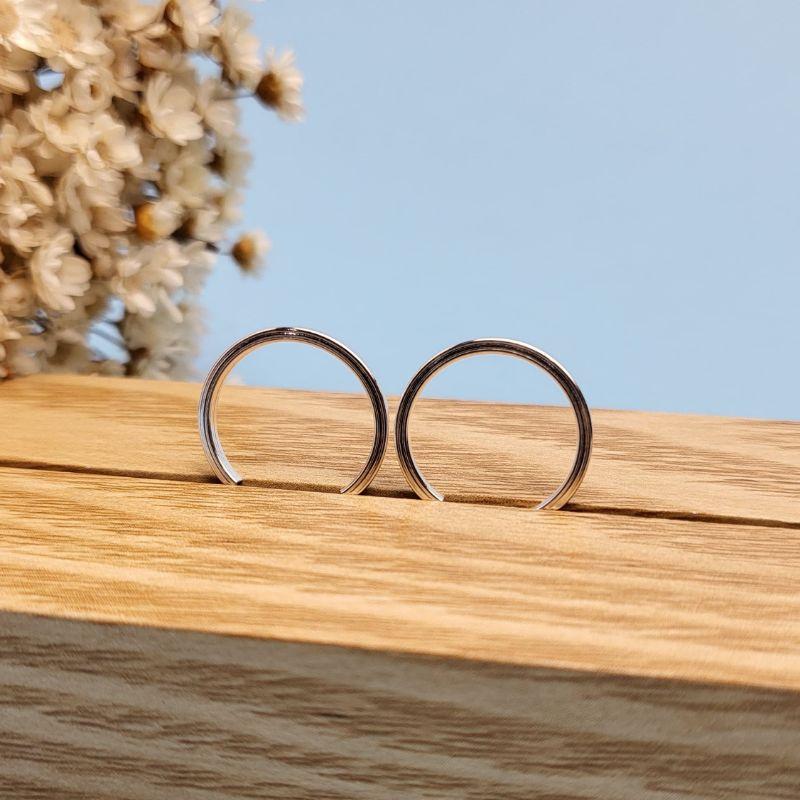 ARGOLA DE PRATA REDONDA P FECHADA FIO QUADRADO 16MM