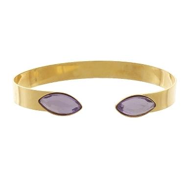 Bracelete liso largo com duas pedras na cor lilas banhado a ouro 18k