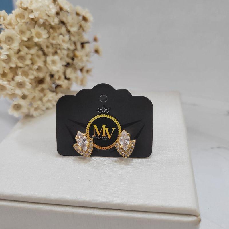 BRINCO COM PEDRA NAVETE CRISTAL COM ZIRCONIAS BANHADO A OURO 18K
