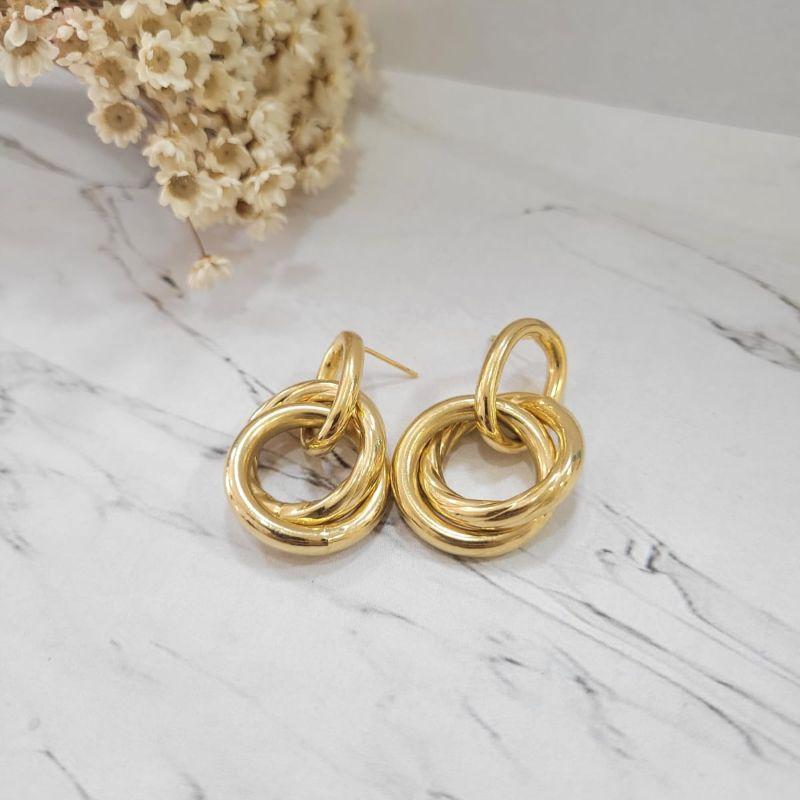 Brinco de tubo com argola lisa banhado a ouro 18k