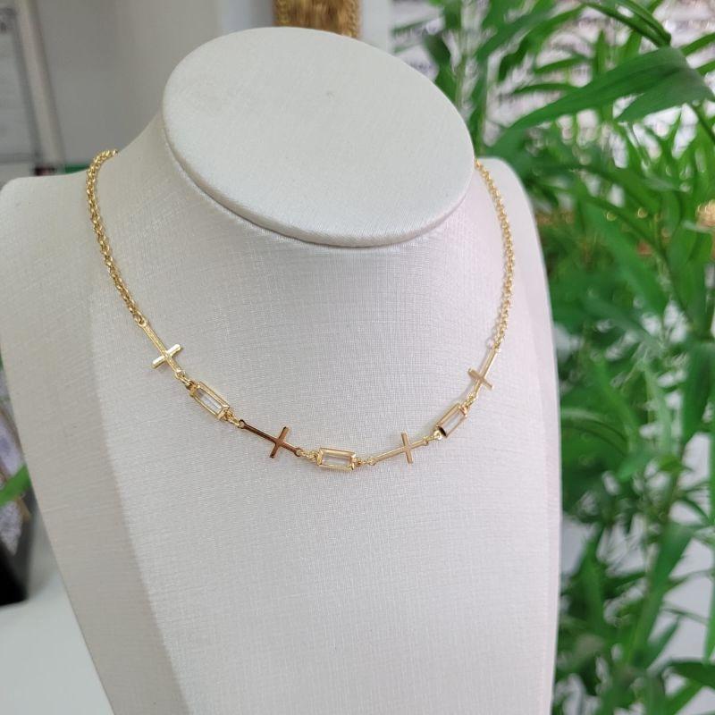 CHOKER PEDRA E CRUZ BANHADO A OURO 18K