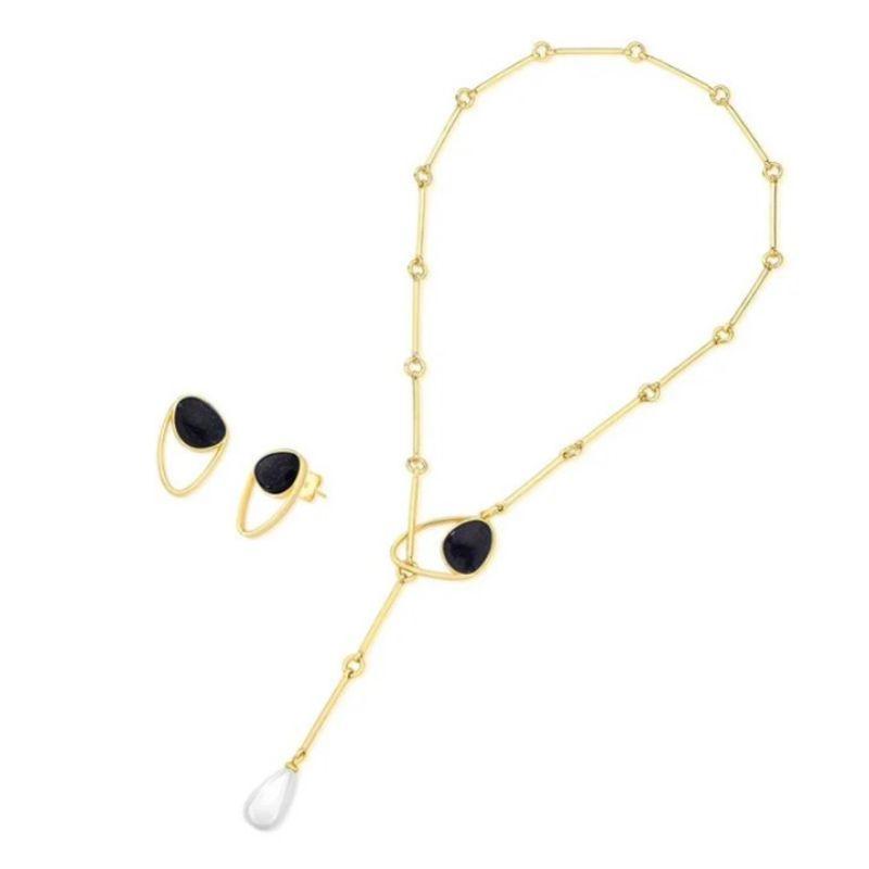 Conjunto estilo gravatinha pedras naturais oval e gota quartzo verde e shell branca banhado a ouro 18K